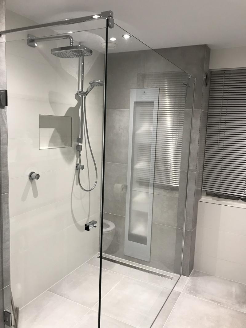 Badkamer voorzien sunshower